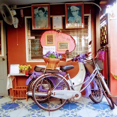 Bed and Breakfast Ban Kru Ae mixed dorm Bangkok Exterior foto