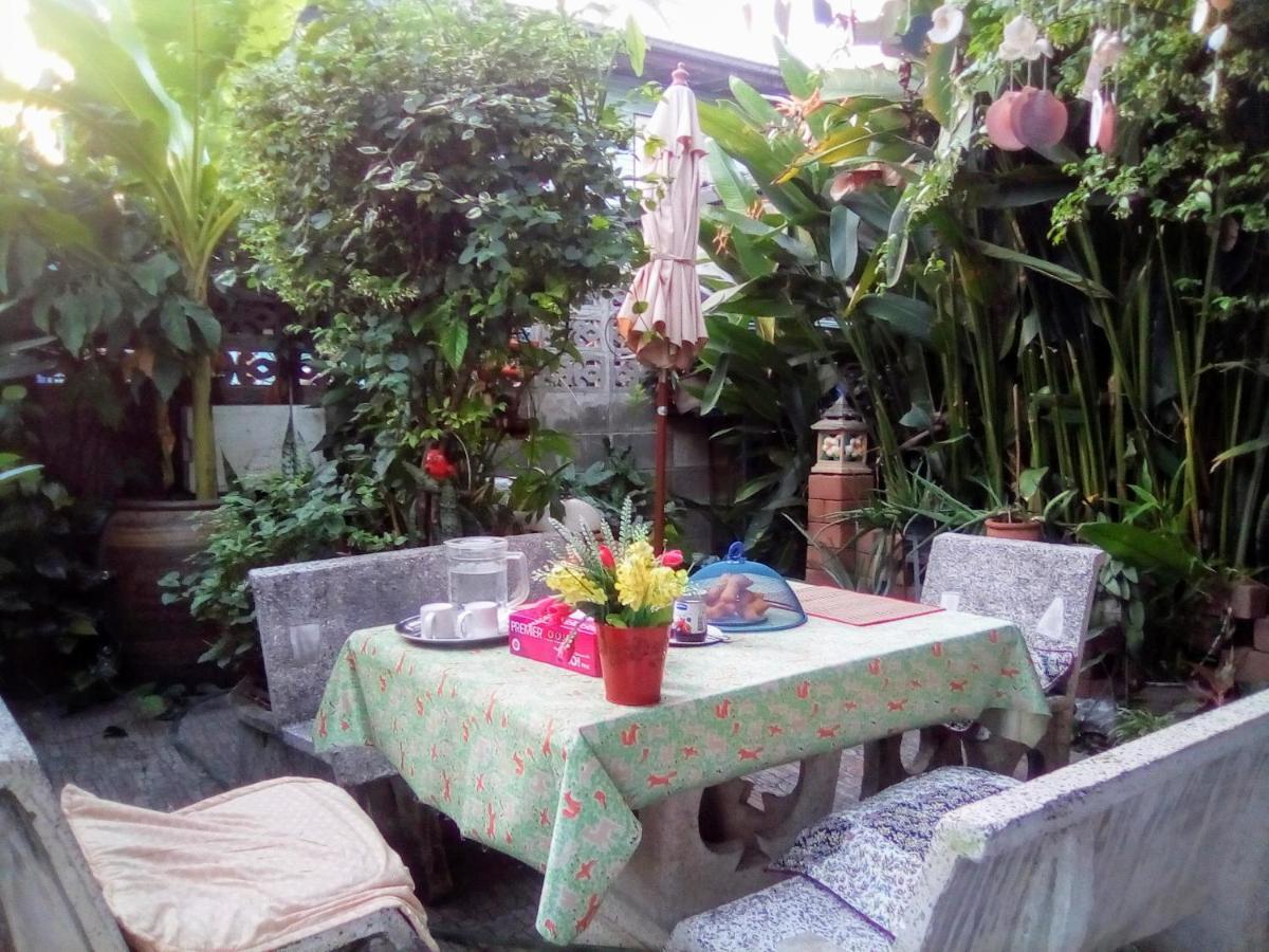 Bed and Breakfast Ban Kru Ae mixed dorm Bangkok Exterior foto