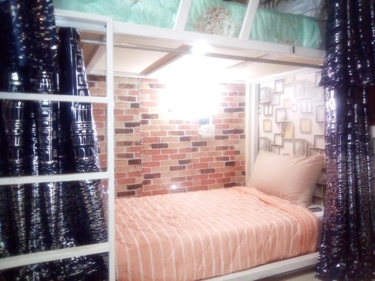 Bed and Breakfast Ban Kru Ae mixed dorm Bangkok Exterior foto
